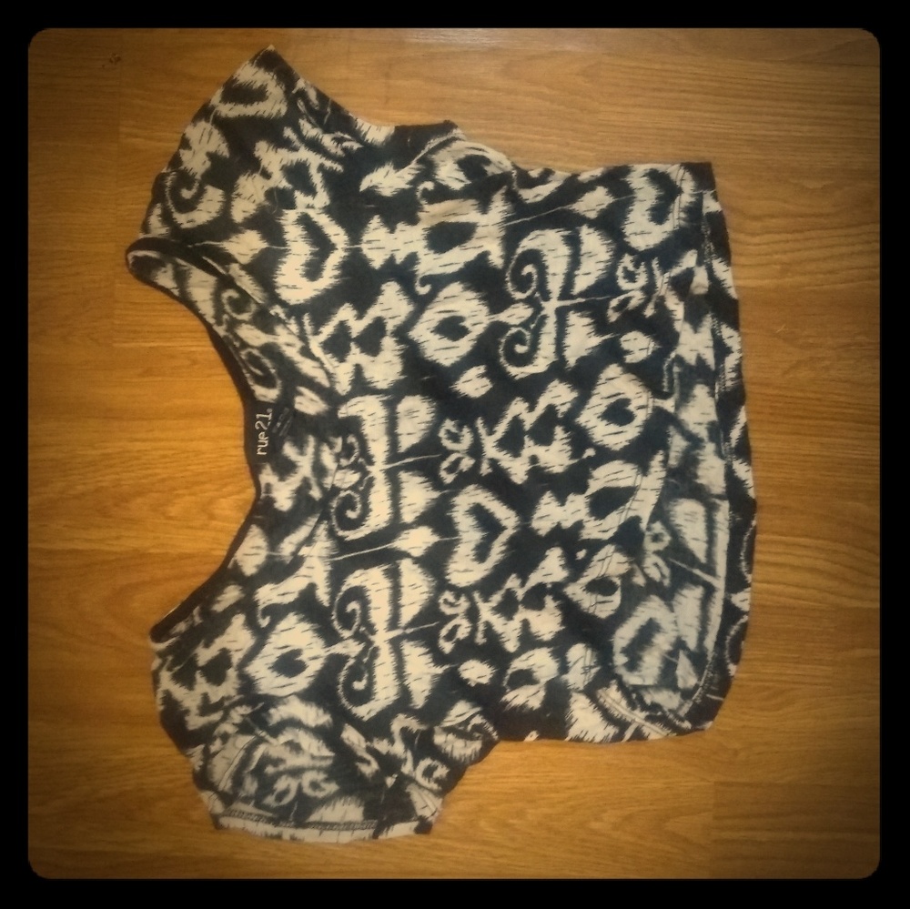 Crop shirt